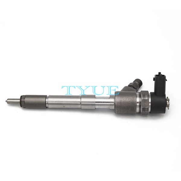 High Quality Diesel Injector 0445110739  Common Rail Disesl Injector 0445110739