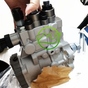 New Oil Pump 0445025602 3752647