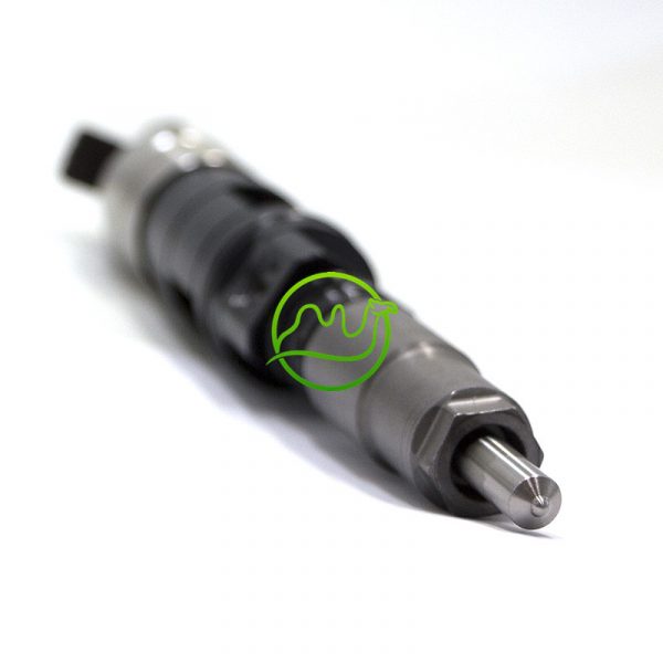 Made in China new common rail injector RE529191 095000-6471 - 图片 2